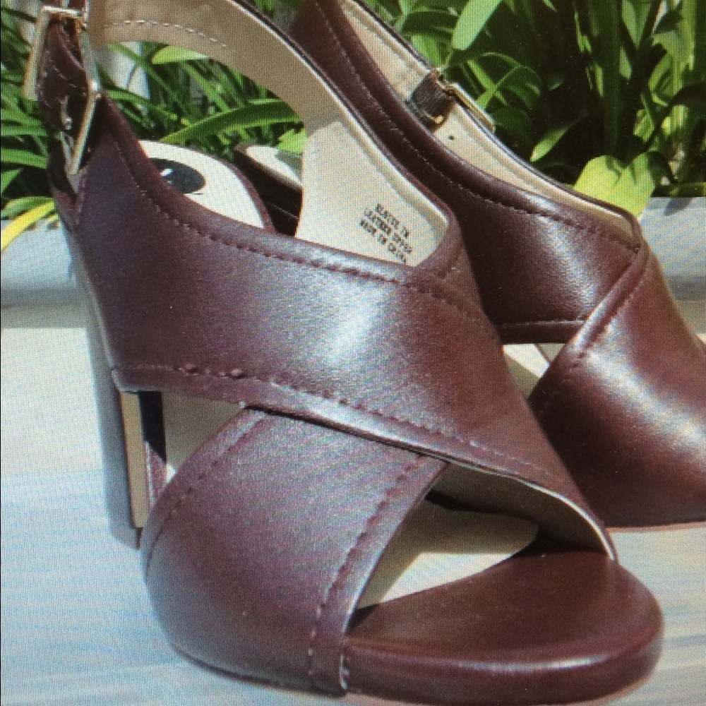 Neiman Marcus "Eloise" Crisscross Leather Sandal, Woman's Sling Back High